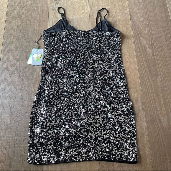 Iris Los Angeles Sexy Shimmer Sequin Women's Mini Dress Black/Silver (Size L) - Picture 12 of 12